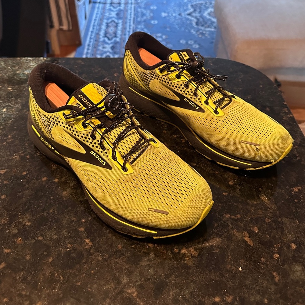 Brooks Ghost 14, Neon Yellow/Green, Size 11.5